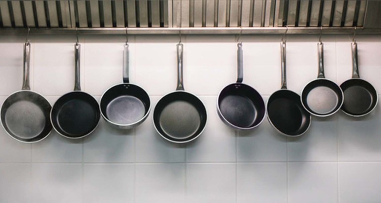 Chemicals in Non-Stick Pans Cause Weight Gain Says Study