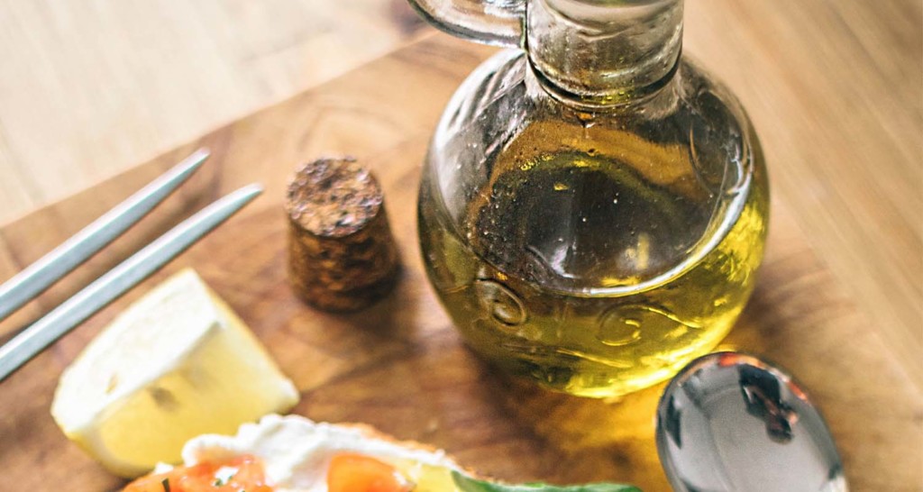 mythbuster mediterranean diet_olive oil_Saturated fat and the Mediterranean Diet