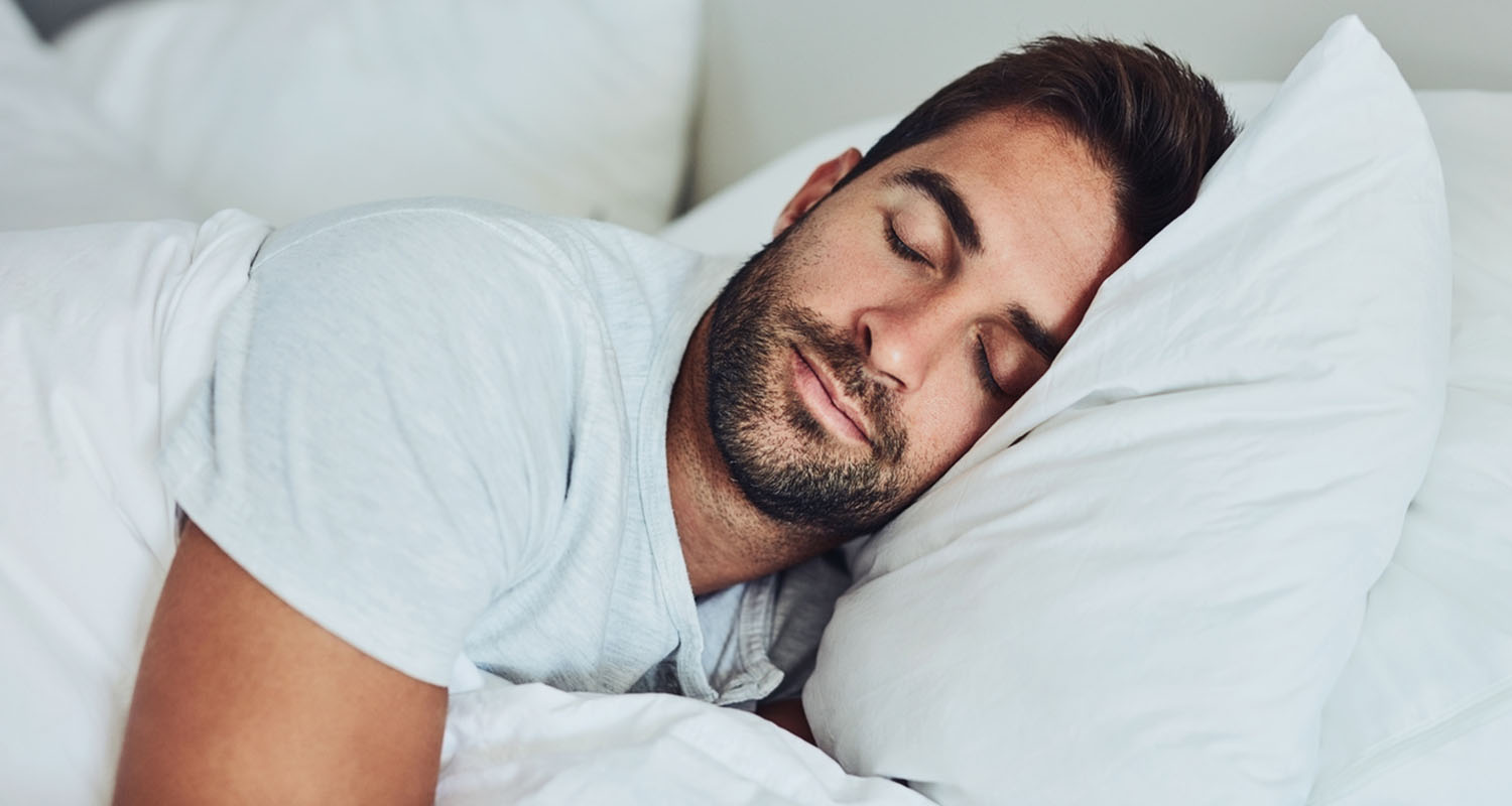 Your sleeping position has a surprisingly big impact on your performance. Which sleeping position is best? Read on to find out.