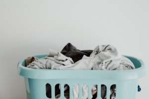 3 Reasons I Stopped Using Liquid Laundry Detergent (and What I Use Instead)