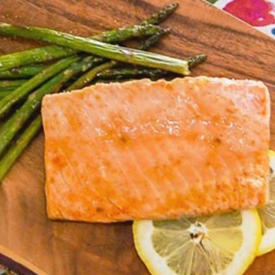 From basic beef and chicken to superfast seafood, these quick keto dinner recipes will keep you full without spending hours in the kitchen.