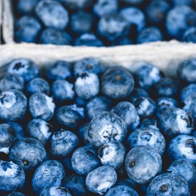 How Much Is Too Much Fructose And When To Consume It_blueberries